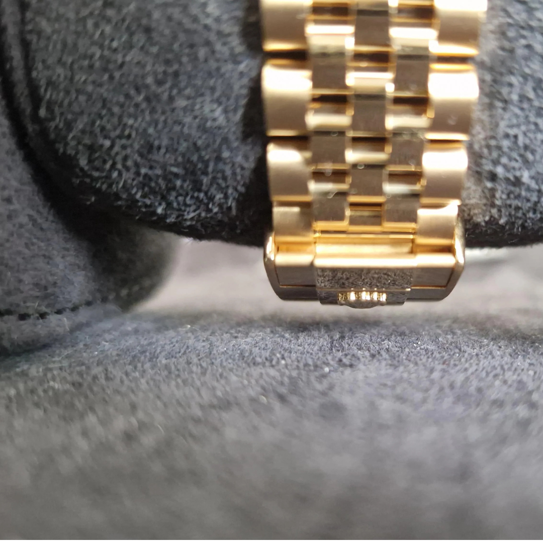 Aurum Trio Watch Vault